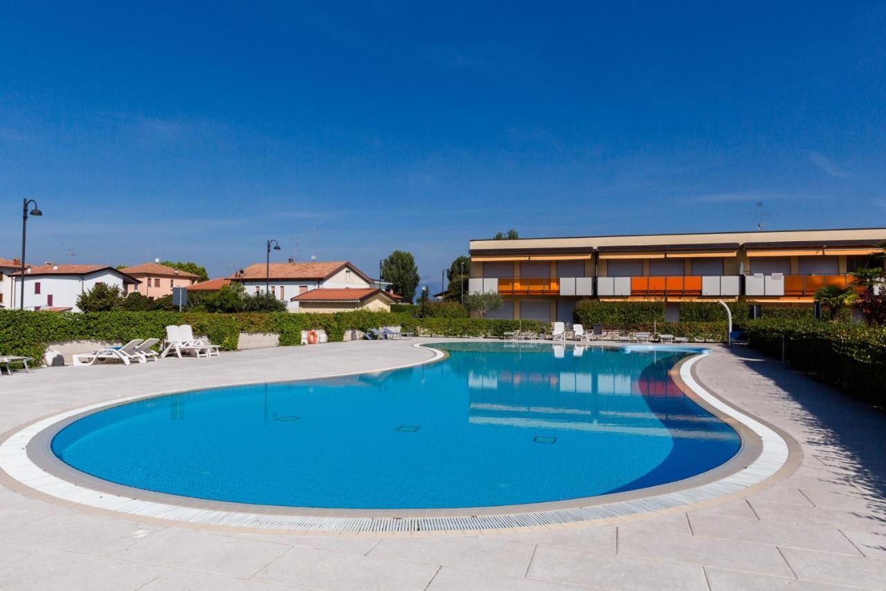 Appartamento Atlantis Sirmione Exterior foto