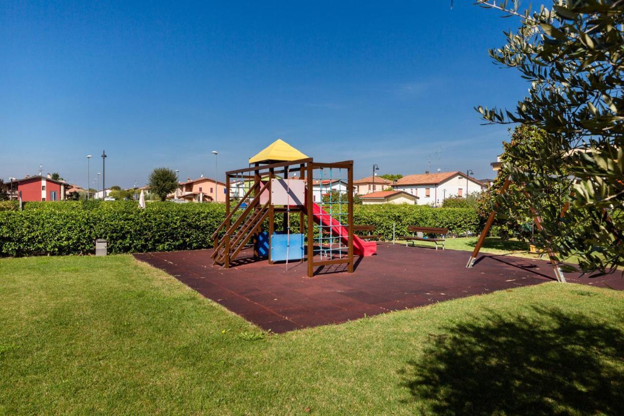 Appartamento Atlantis Sirmione Exterior foto